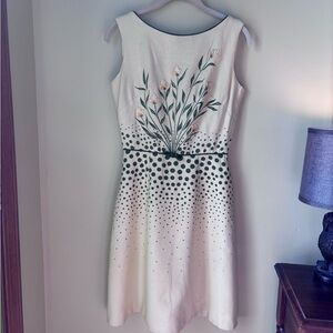 COVERGIRL of MIAMI Vintage Cream & Green Dress S